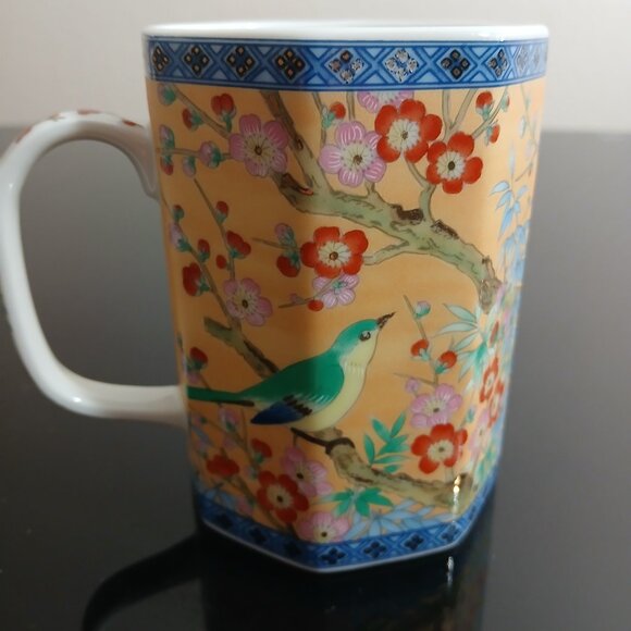 four tea or coffee cups from China - Picture 8 of 11